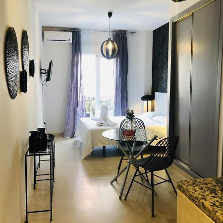 Cozy Studio Malaga Centro By AlohaMálaga Esterno foto