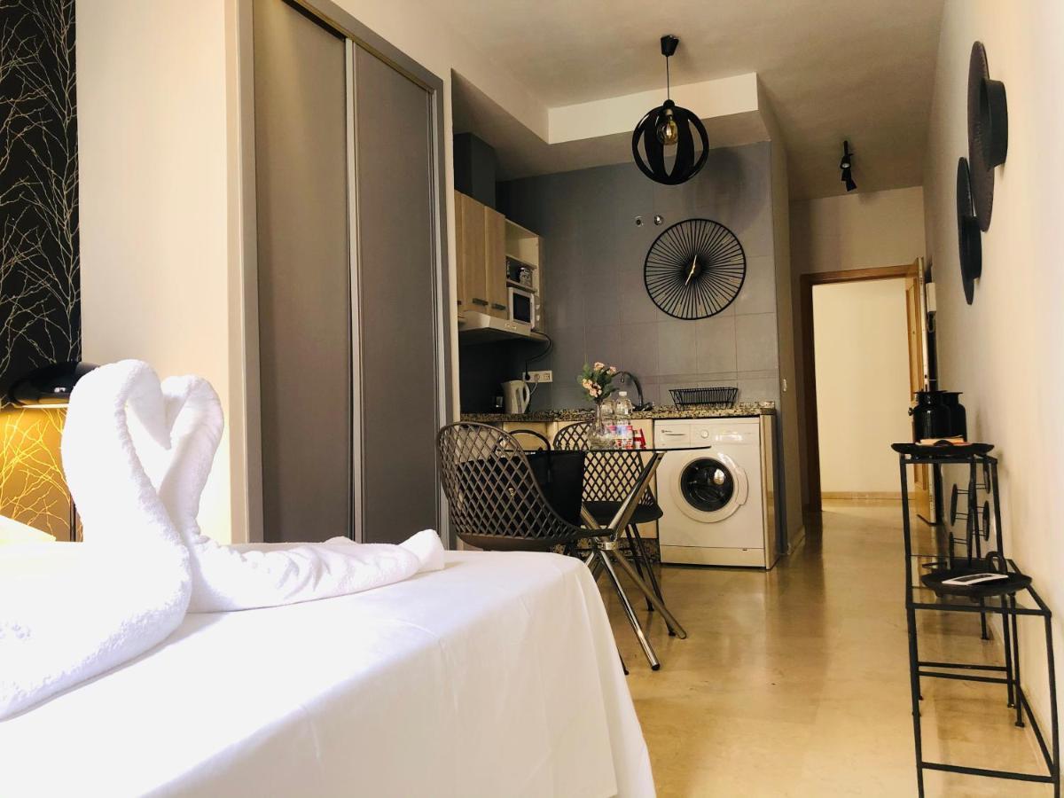 Cozy Studio Malaga Centro By AlohaMálaga Esterno foto